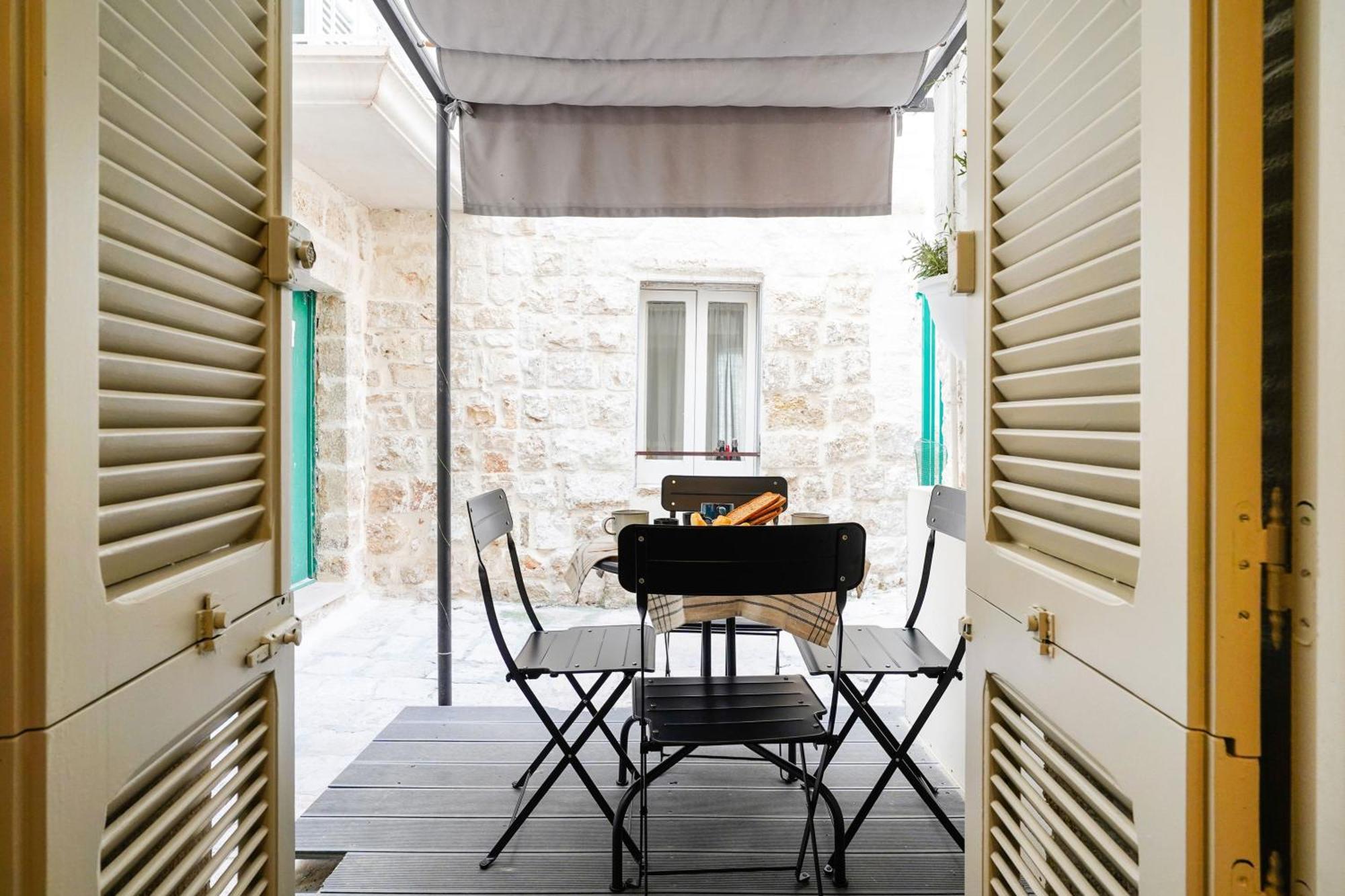 Vico Farinella Apartment By Barbarhouse โปลีญาโนอามาเร ภายนอก รูปภาพ